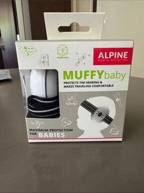 Alpine Muffy Baby Ear Protectors - White & Black